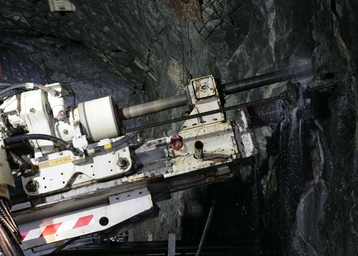 Underground diamond drilling